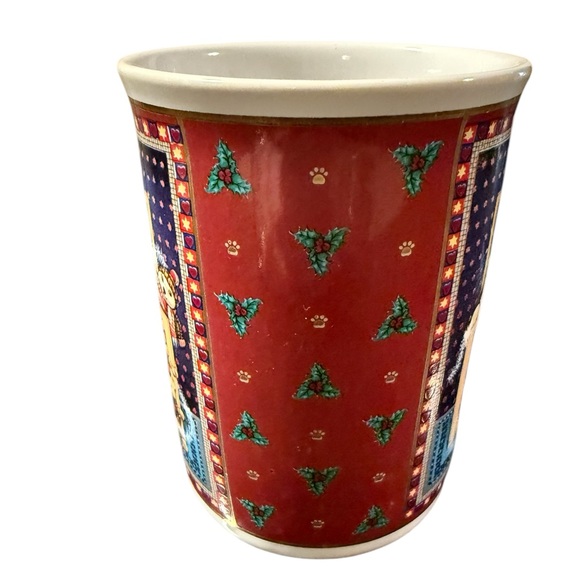 Vintage 93 Lesley Anne Ivory Cat/Kitten in Christmas Gift Box Mug - Picture 3 of 6